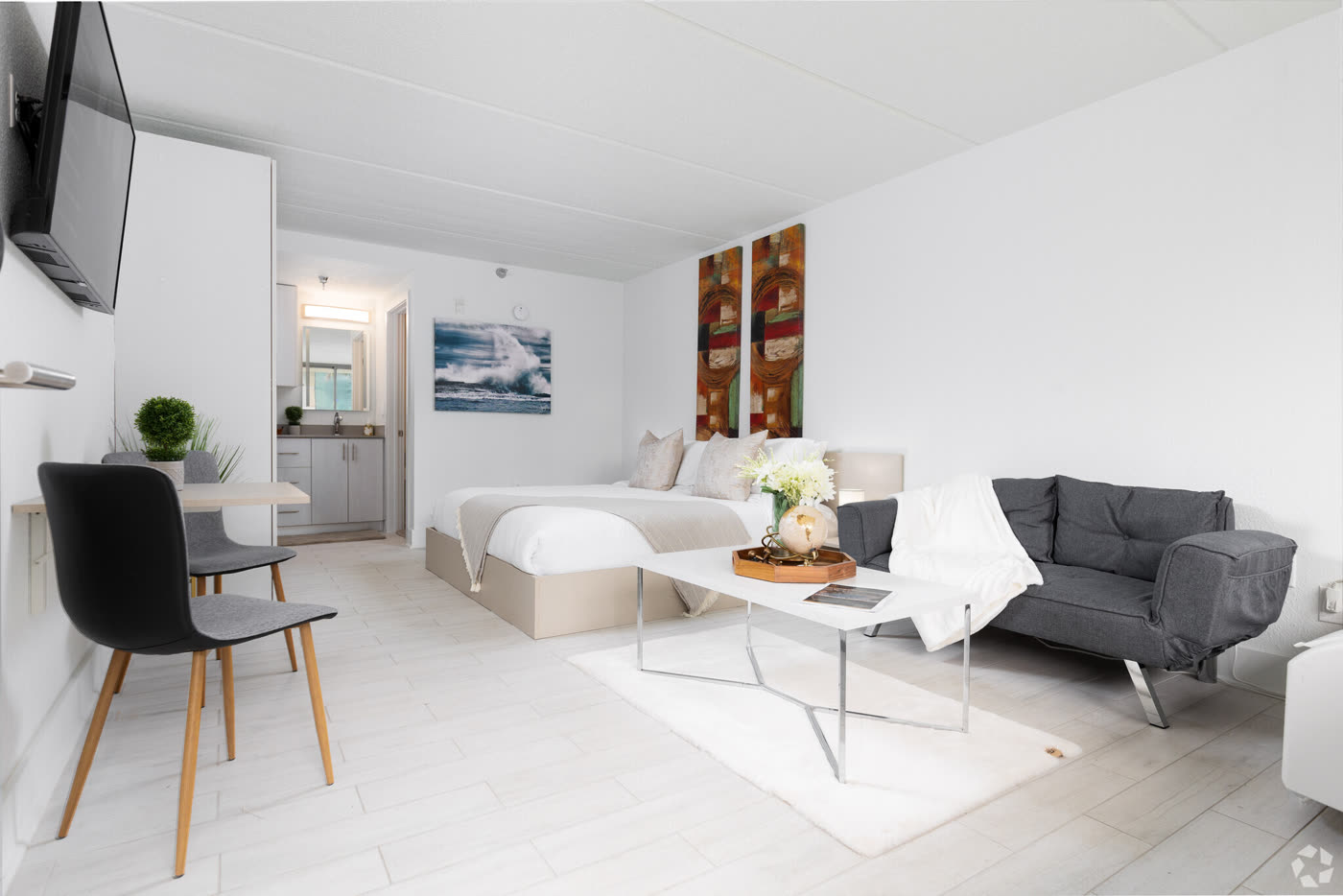 Furnished studio at The Irlo